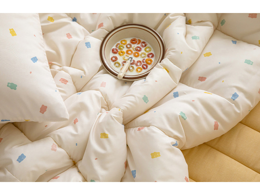 Hug Me Dust-Free Comforter (4 Seasons)