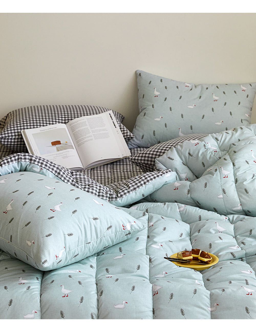 Hug Me Dust-Free Comforter (4 Seasons)