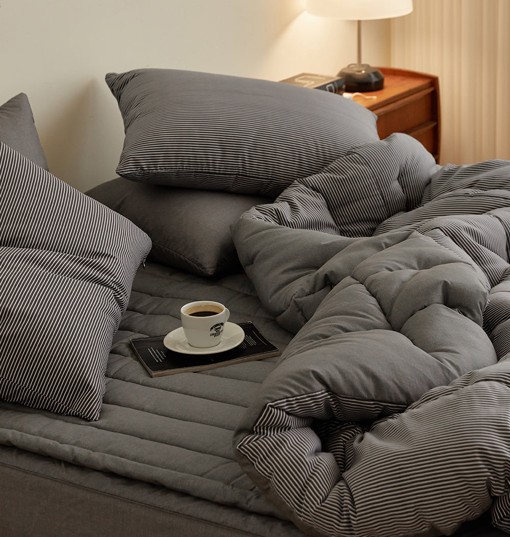 Dessert Dust-Free Comforter (4 Seasons)