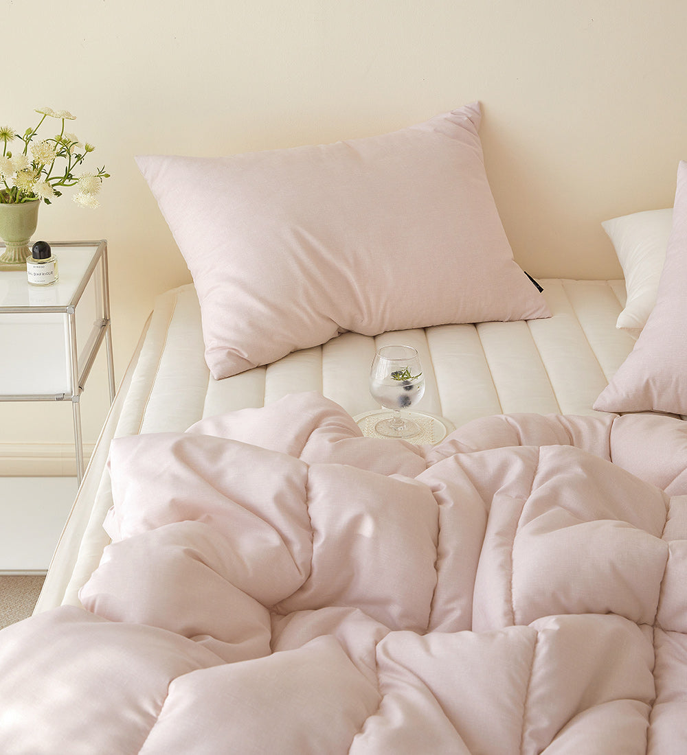 Stay Dust-Free Comforter (4 Seasons)